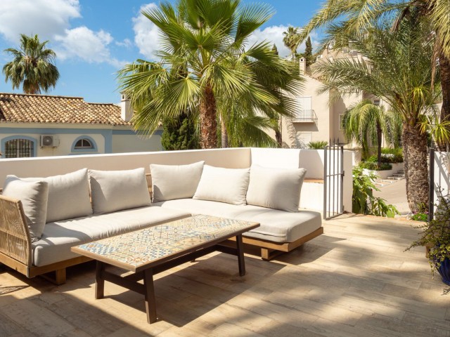 4 Bedrooms Townhouse in La Heredia