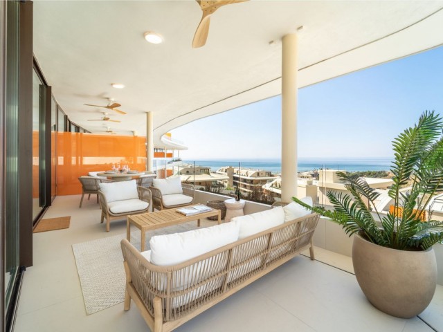 2 Bedrooms Apartment in Fuengirola