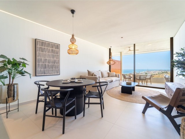2 Bedrooms Apartment in Fuengirola