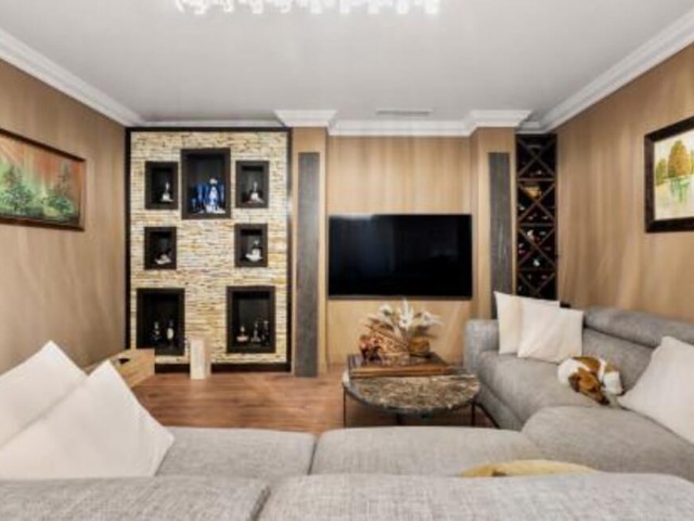 5 Schlafzimmer Apartment in Benahavís