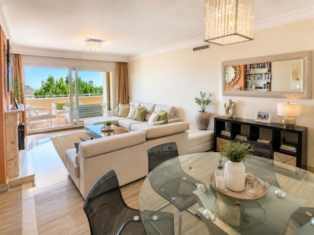 Lägenhet, Sierra Blanca, R5394382