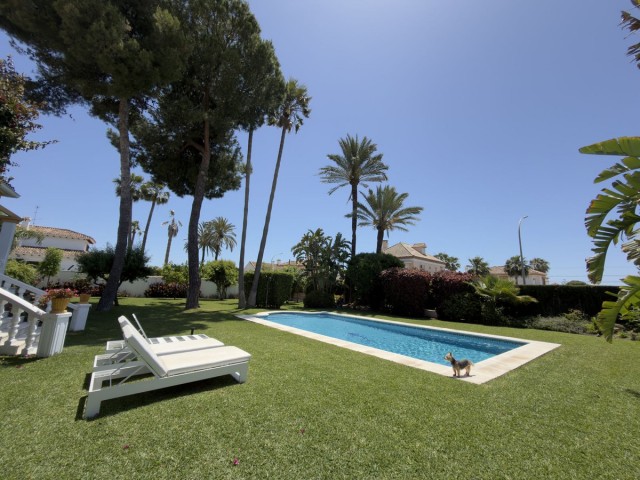 4 Soveroms Villa i San Pedro de Alcántara