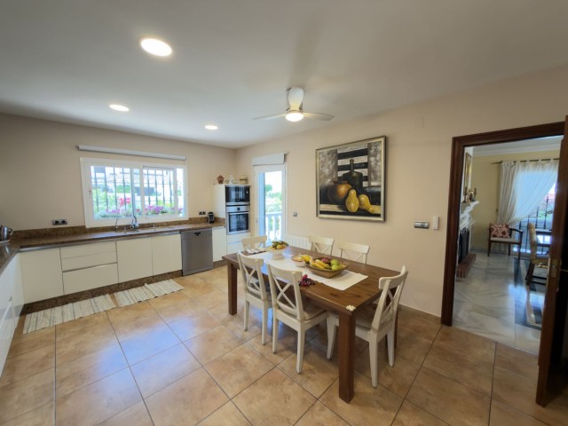 4 Soveroms Villa i San Pedro de Alcántara