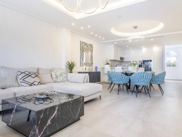 3 Bedrooms Apartment in Puerto Banús