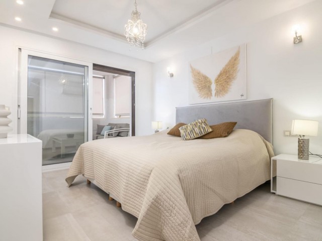 3 Bedrooms Apartment in Puerto Banús