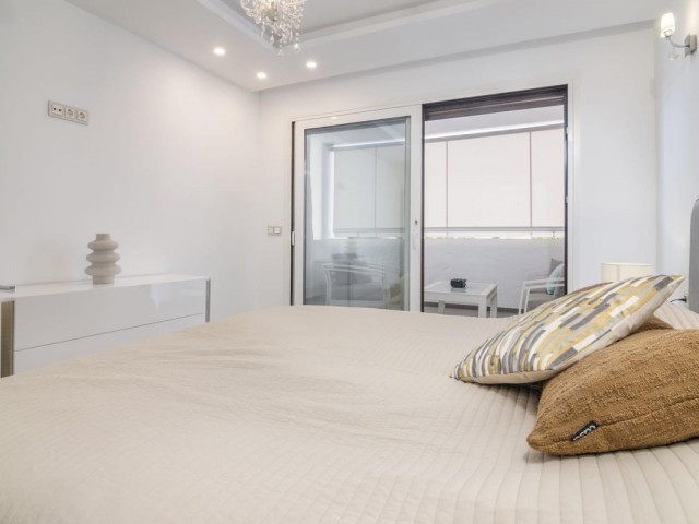 3 Bedrooms Apartment in Puerto Banús