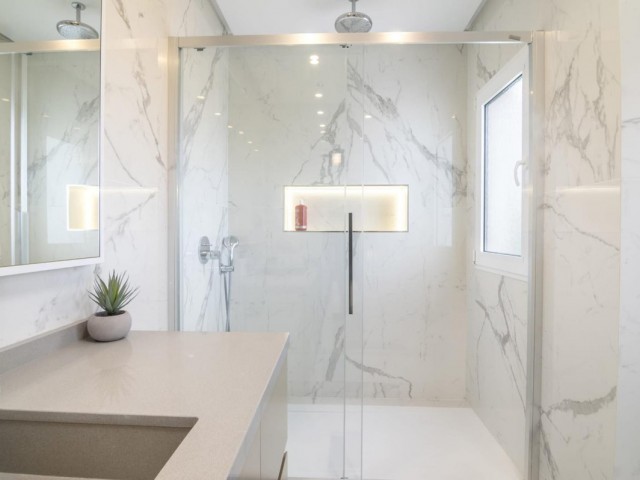 3 Bedrooms Apartment in Puerto Banús