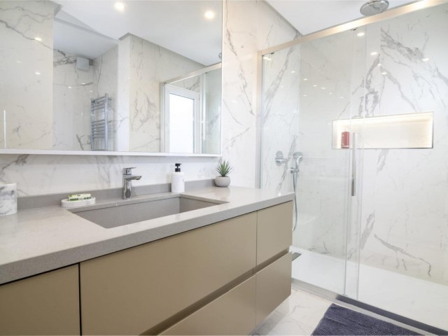 3 Bedrooms Apartment in Puerto Banús