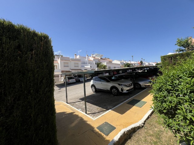 4 Soveroms Rekkehus i Estepona