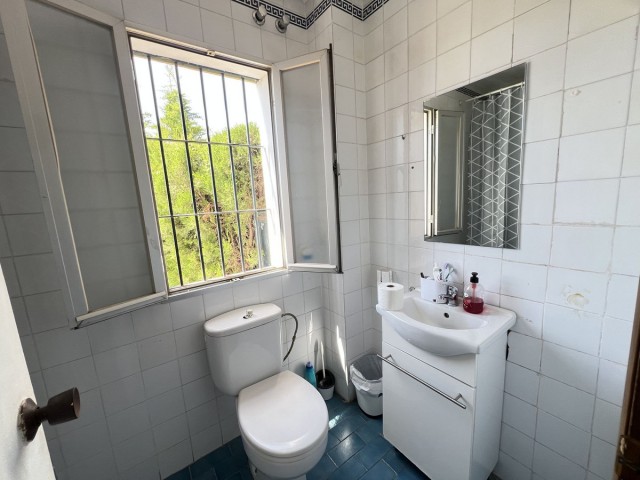 4 Soveroms Rekkehus i Estepona