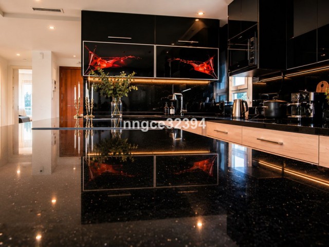 Apartamento con 3 Dormitorios  en Nueva Andalucía