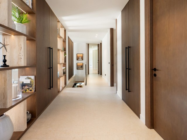 Villa con 6 Dormitorios  en Benahavís