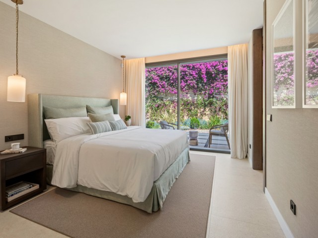 Villa con 6 Dormitorios  en Benahavís