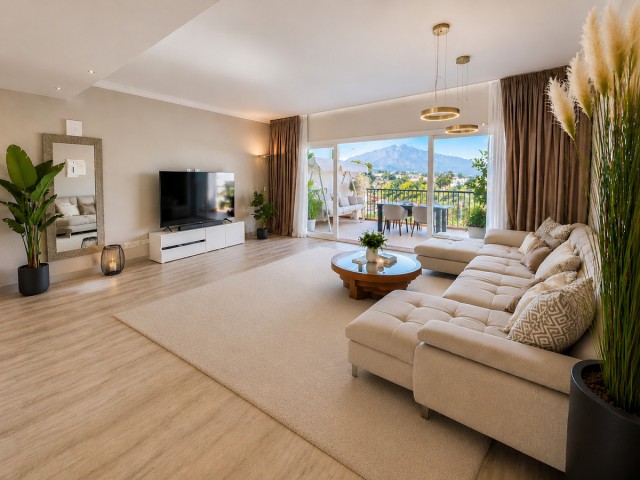 Penthouse avec 2 Chambres  à Benahavís