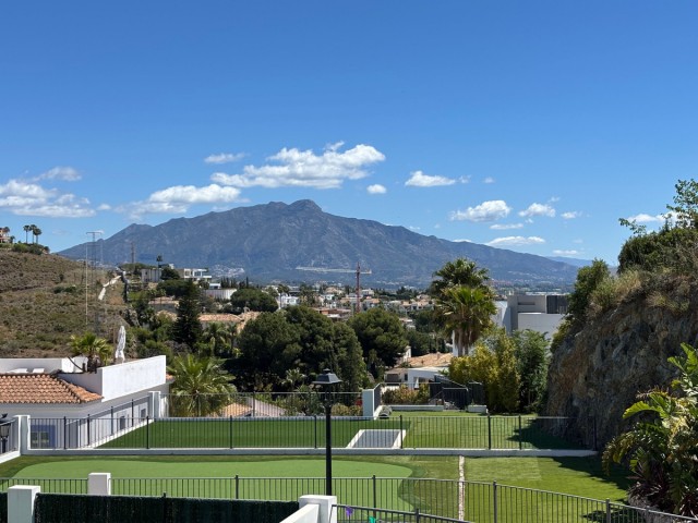 Penthouse avec 2 Chambres  à Benahavís