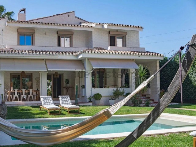 4 Schlafzimmer Villa in Torremolinos