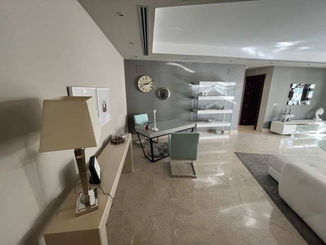 3 Schlafzimmer Apartment in Marbella