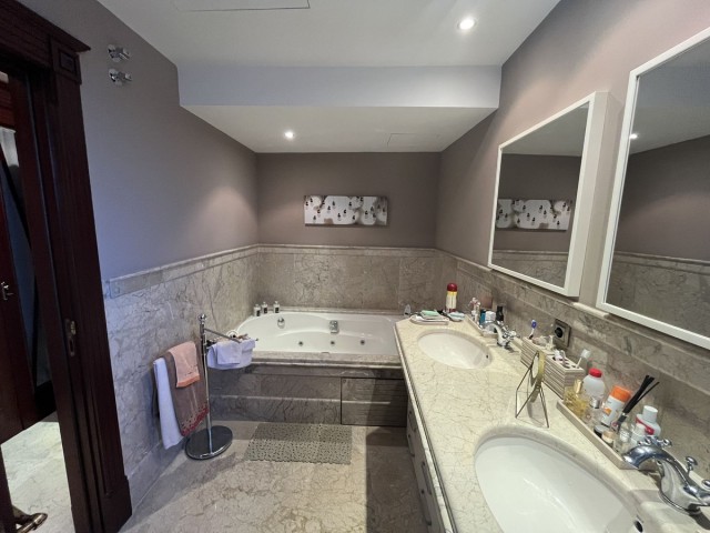 3 Schlafzimmer Apartment in Marbella