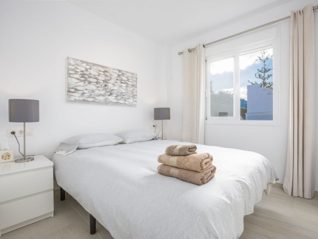 4 Schlafzimmer Reihenhaus in Nueva Andalucía