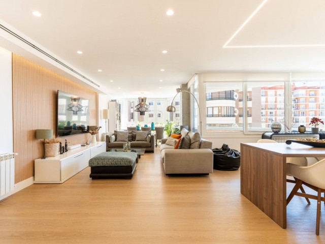 4 Schlafzimmer Apartment in Málaga Centro