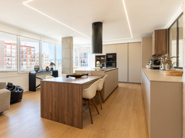 4 Schlafzimmer Apartment in Málaga Centro