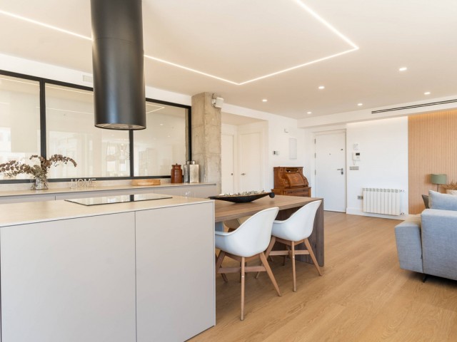 4 Schlafzimmer Apartment in Málaga Centro