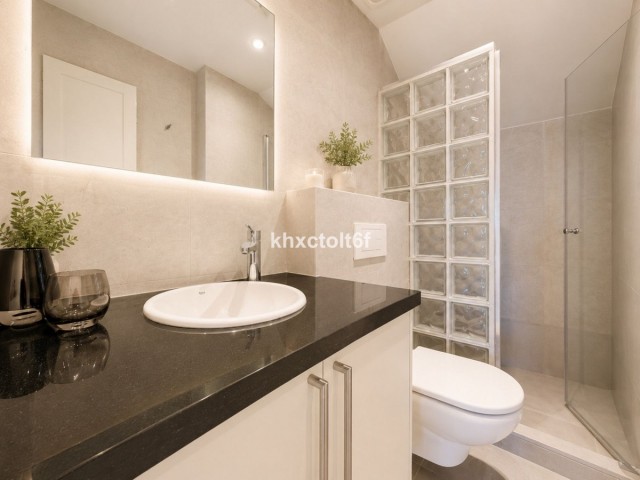 3 Bedrooms Townhouse in Marbella