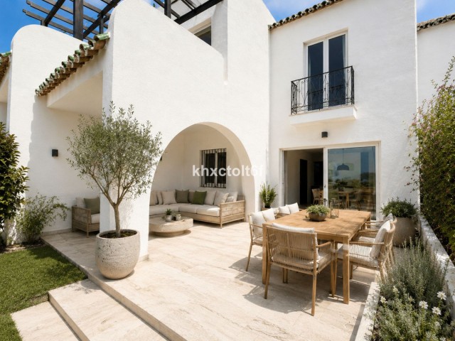 3 Bedrooms Townhouse in Marbella