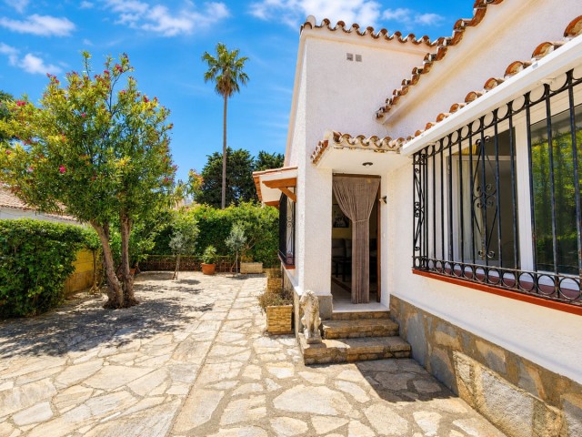 3 Schlafzimmer Villa in La Duquesa