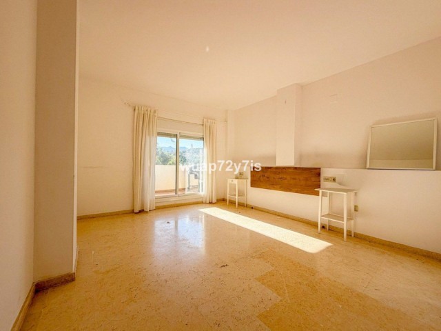 3 Schlafzimmer Apartment in Elviria