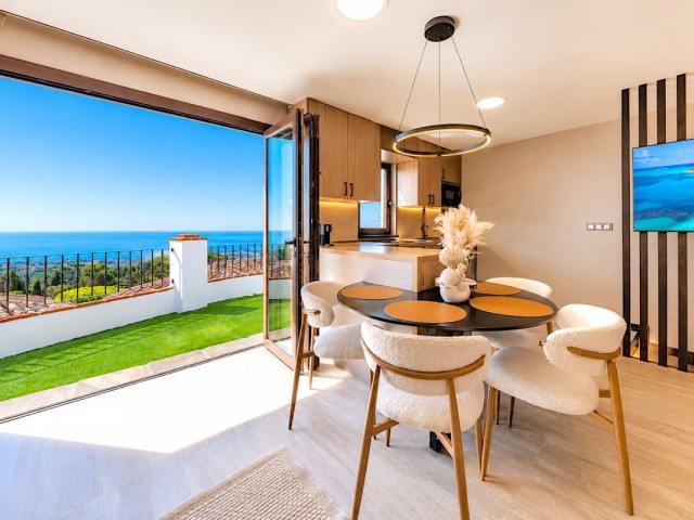 2 Bedrooms Apartment in Mijas