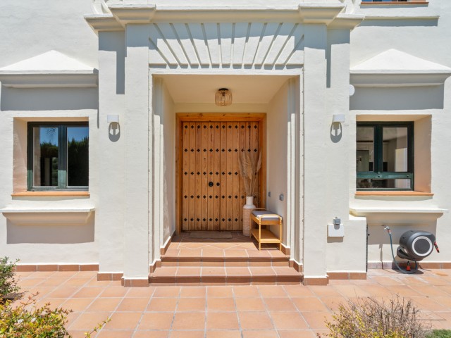 4 Bedrooms Villa in Sotogrande Alto