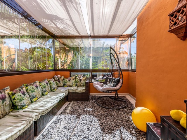 Apartamento con 2 Dormitorios  en Nueva Andalucía