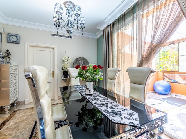 Apartamento con 2 Dormitorios  en Nueva Andalucía