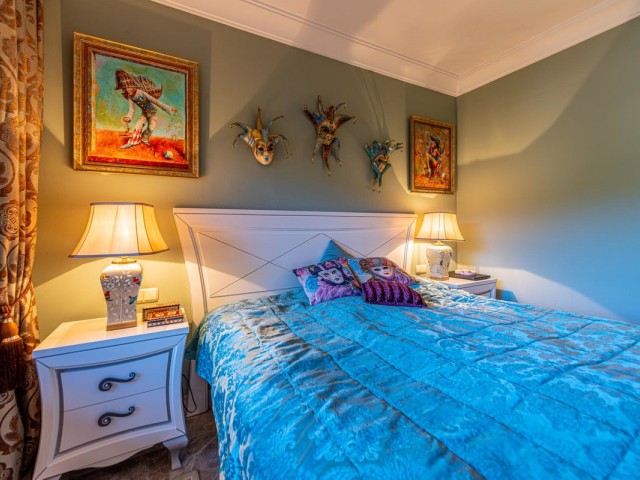 Apartamento con 2 Dormitorios  en Nueva Andalucía