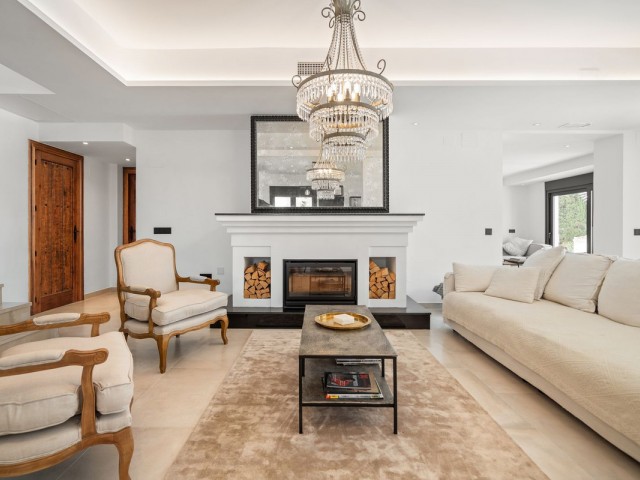 4 Schlafzimmer Villa in Marbesa