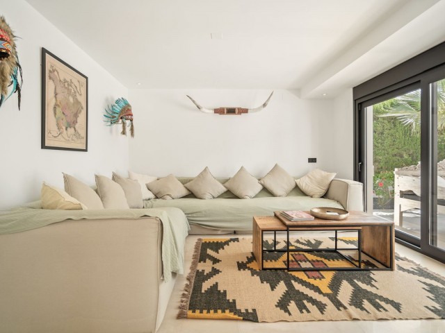 4 Schlafzimmer Villa in Marbesa