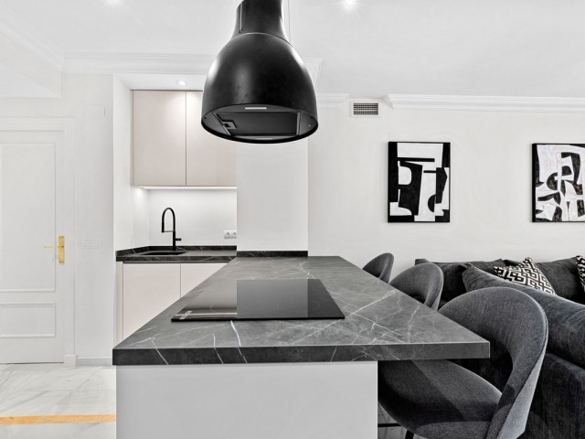 Apartamento con 3 Dormitorios  en Nueva Andalucía