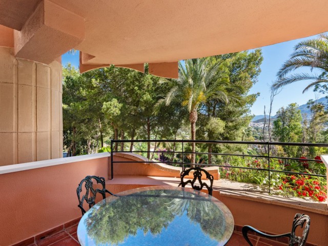 Apartamento con 3 Dormitorios  en Nueva Andalucía