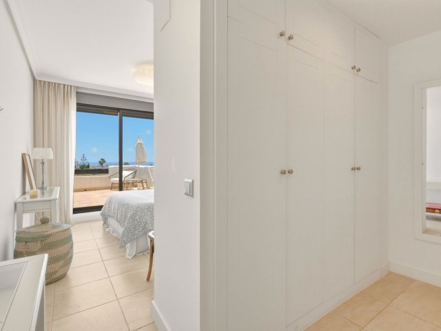 Maison mitoyenne avec 3 Chambres  à Estepona