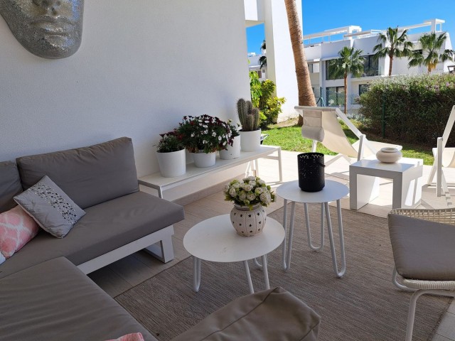 Apartamento con 3 Dormitorios  en Benahavís