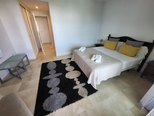 4 Bedrooms Apartment in Puerto Banús