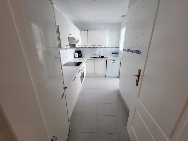 4 Bedrooms Apartment in Puerto Banús