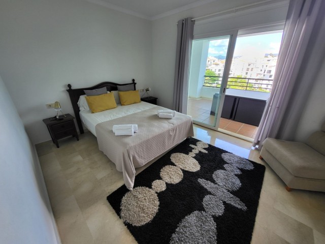 4 Bedrooms Apartment in Puerto Banús