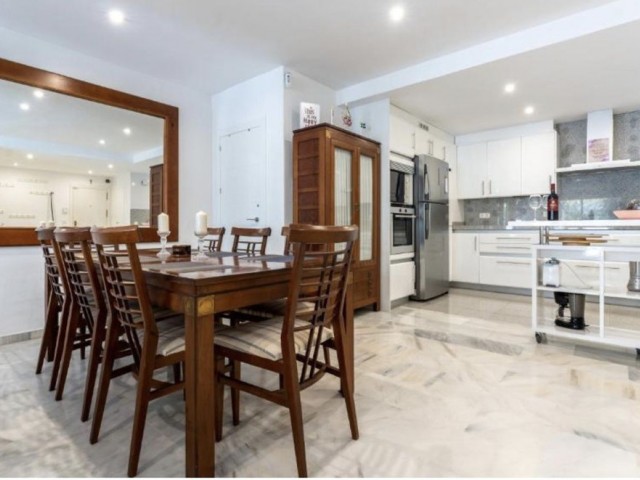 4 Schlafzimmer Apartment in Elviria