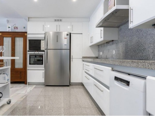 4 Schlafzimmer Apartment in Elviria