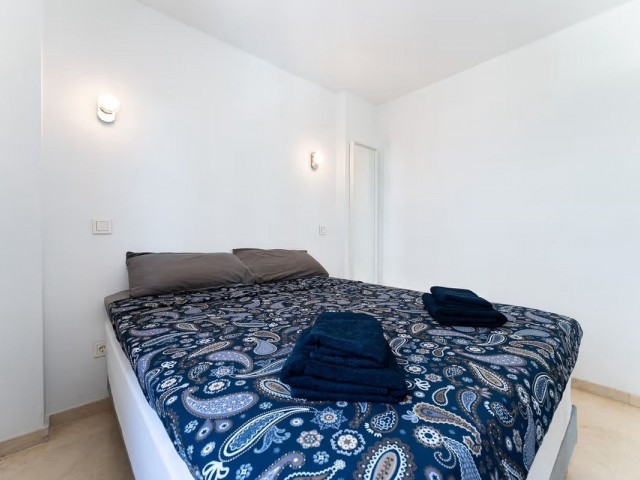 Apartamento con 3 Dormitorios  en Fuengirola