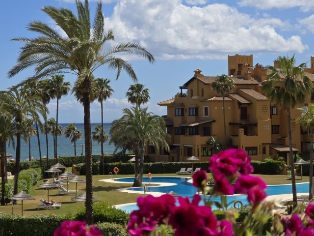 3 Bedrooms Apartment in Estepona