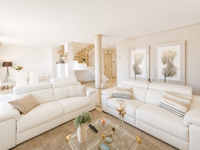 Apartamento con 2 Dormitorios  en Nueva Andalucía