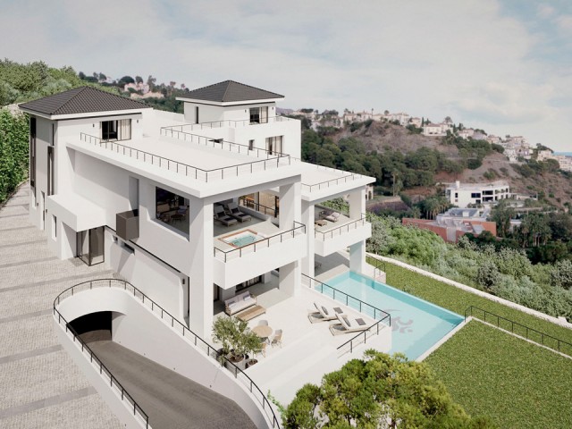12 Bedrooms Villa in Benahavís